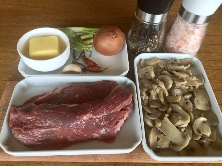 Mantarlı Kontrfile Yemek Tarifleri