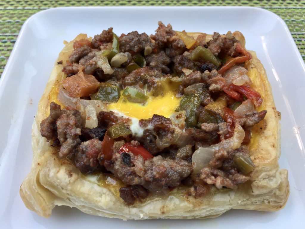 Kıymalı Yumurtalı Milföy Çanakları