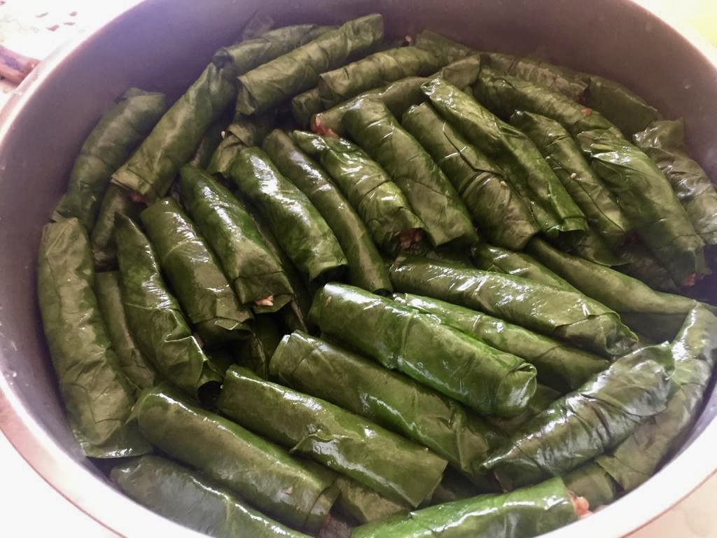 Etli Pazı Sarması Yemek Tarifleri